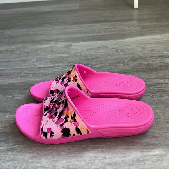 Crocs Iconic Comfort pink slides 6 - Picture 2 of 5